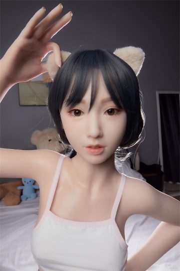 Bambola del sesso ben trattata e amata