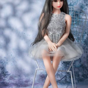 7R5A0290 à l'échelle - Ma copine n'aime pas mes vraies poupées sexuelles