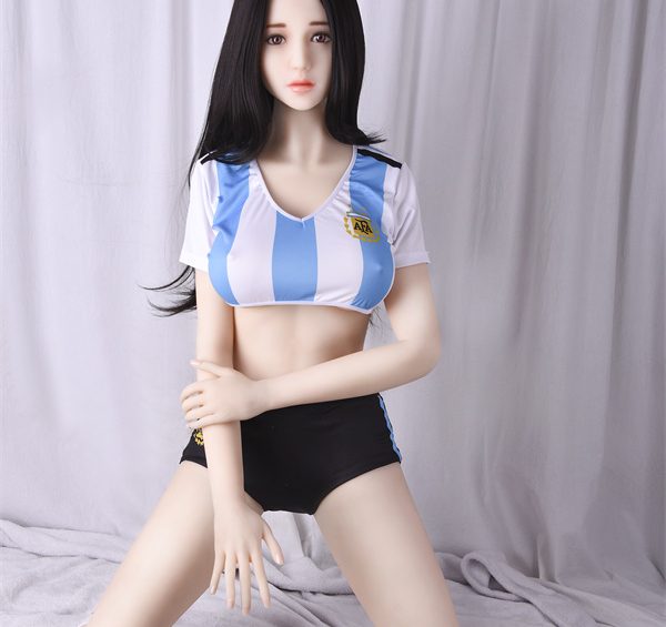 D13002 05 - Il est tabou de posséder une poupée gonflable?